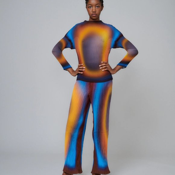 Julia Heuer - Tortas top - Picture 2 of 3